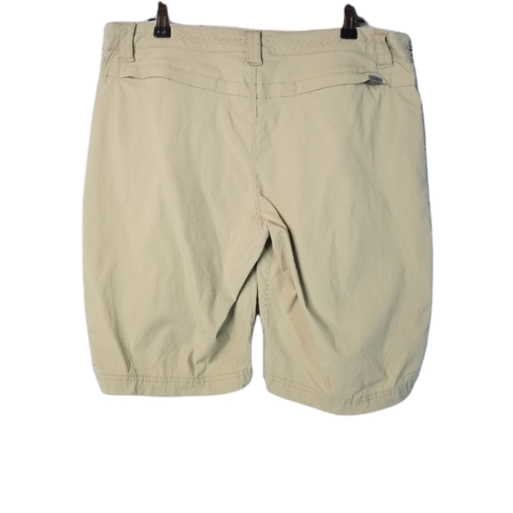 Eddie Bauer beige stretch hiking shorts